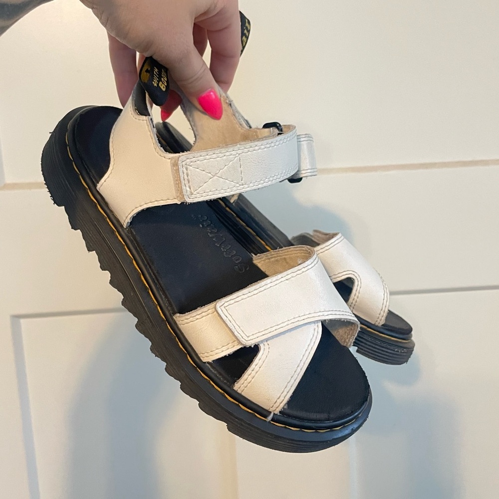 Dr. Marten's Vossie J Girl’s White Sandals Size 3 Junior